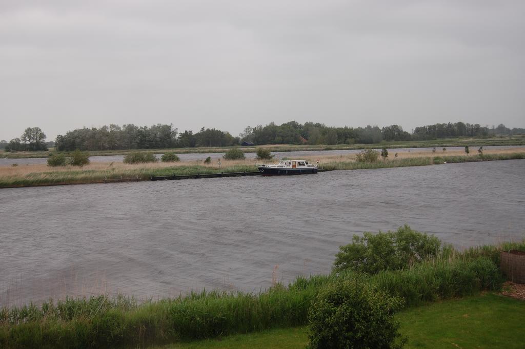 Buitenplaats T Ges Sneek Eksteriør billede